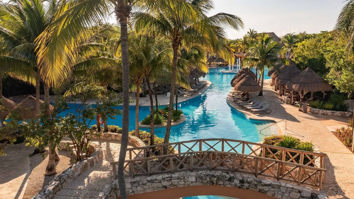 Villa Juarez Resort | Iberostar Waves Paraíso Beach - All Inclusive