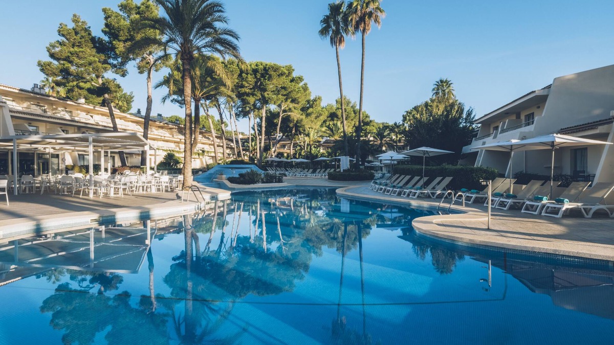 Capdepera Hotel | Iberostar Waves Pinos Park