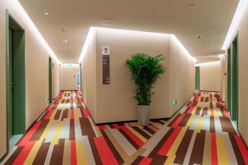 Beijing Hotel | Ibis Beijing Daxing Xingguang Film and Television City Hotel