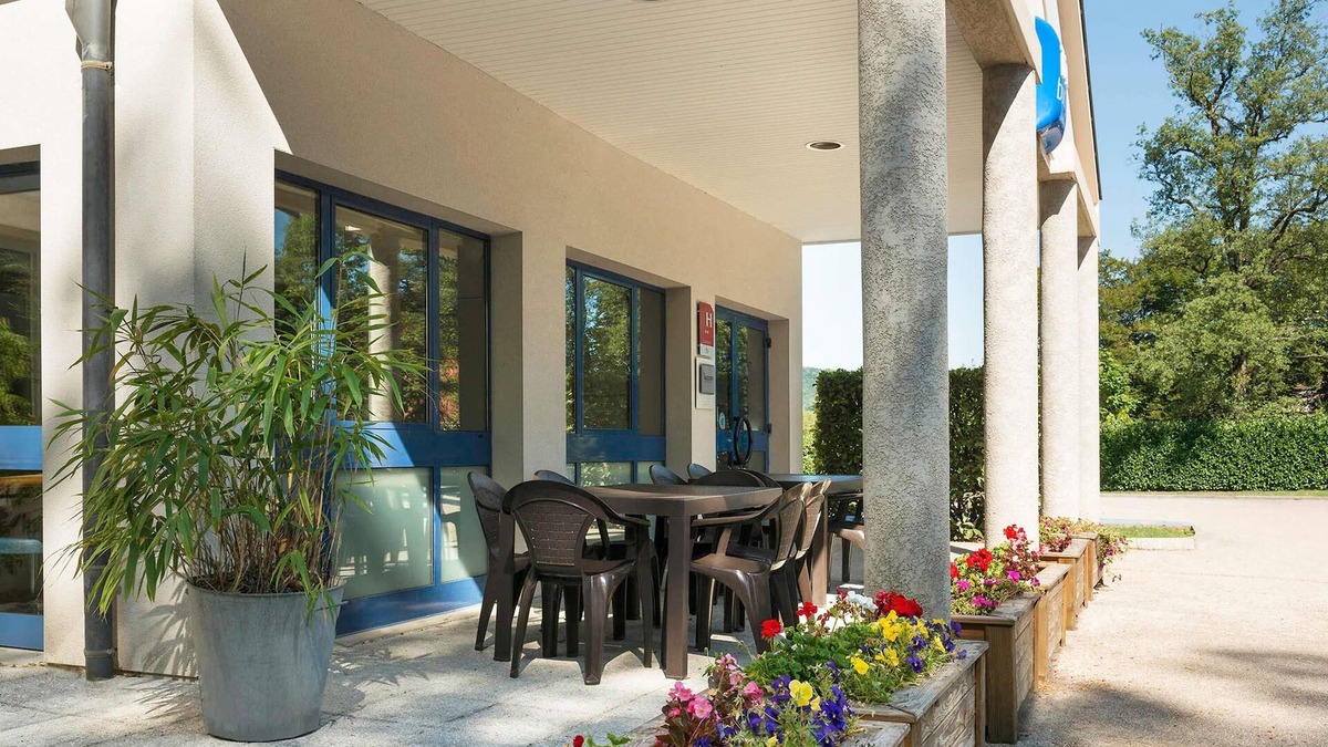 Lons-le-Saunier Hotel | Ibis Budget Lons-Le-Saunier