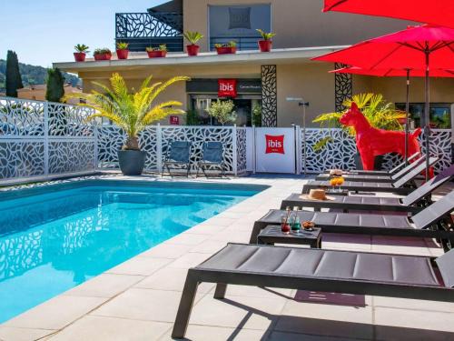 Mouans-Sartoux Hotel | IBIS Cannes Mouans Sartoux Piscine parking gratuit