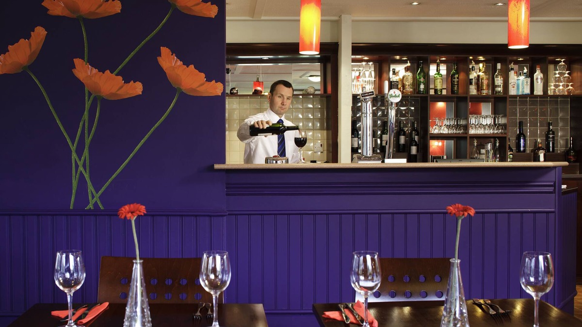 Coventry Hotel | ibis Coventry South