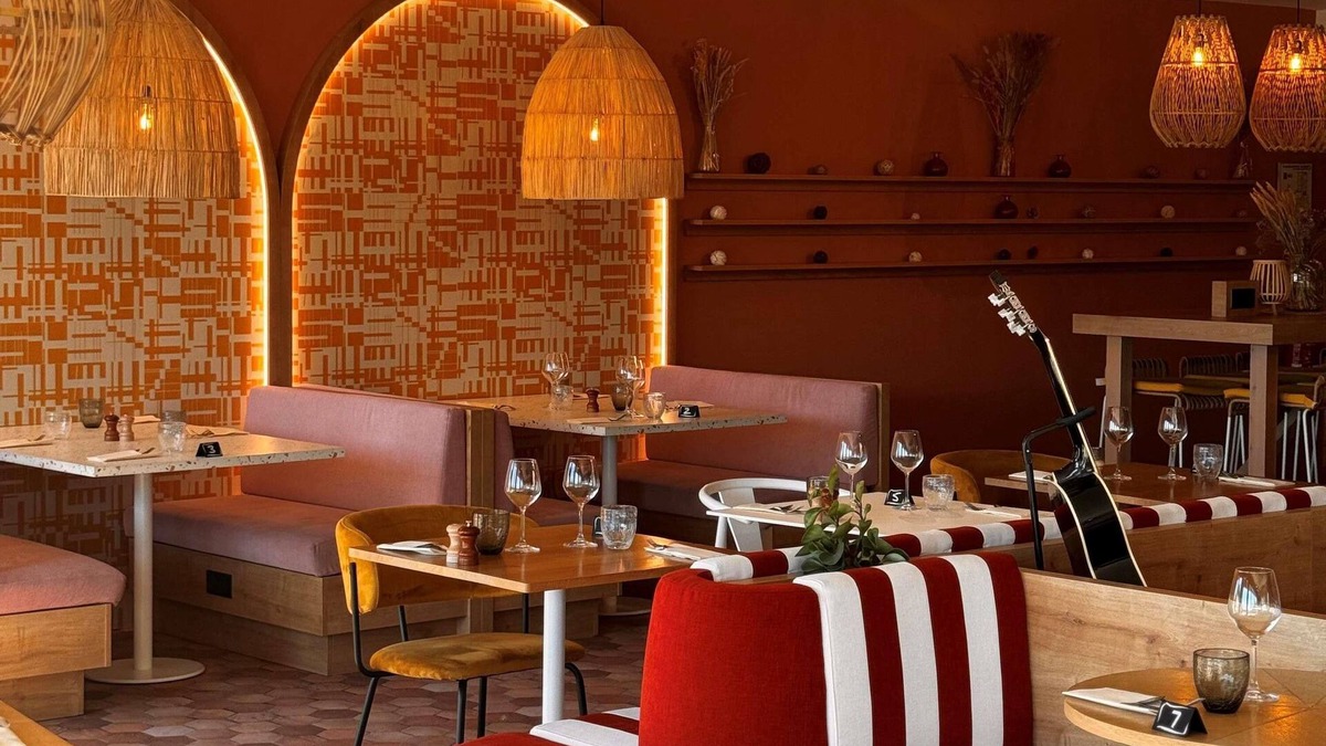 Istres Hotel | ibis Istres Trigance