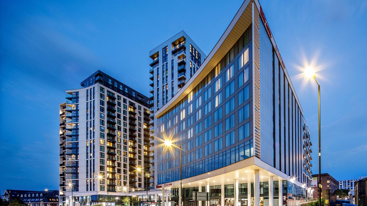 Sutton Central Hotel | ibis London Sutton Point