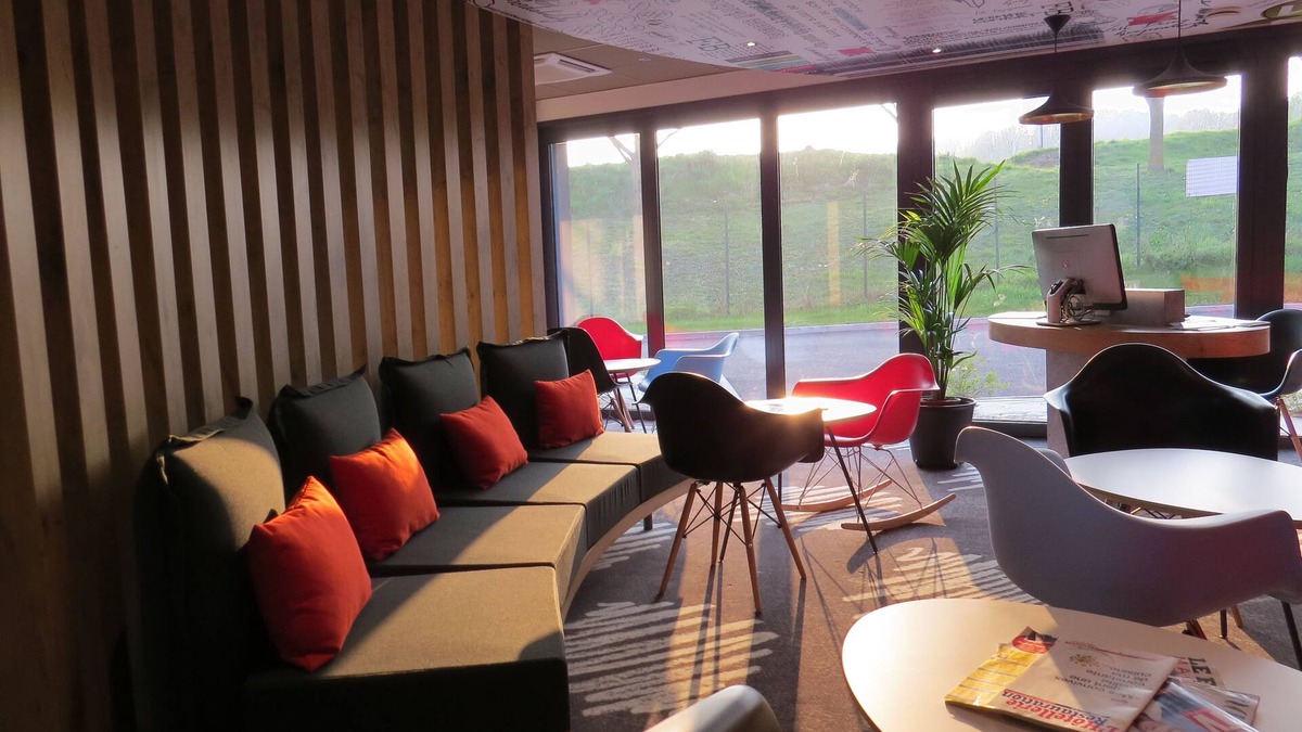 Soissons Hotel | ibis Soissons Hotel