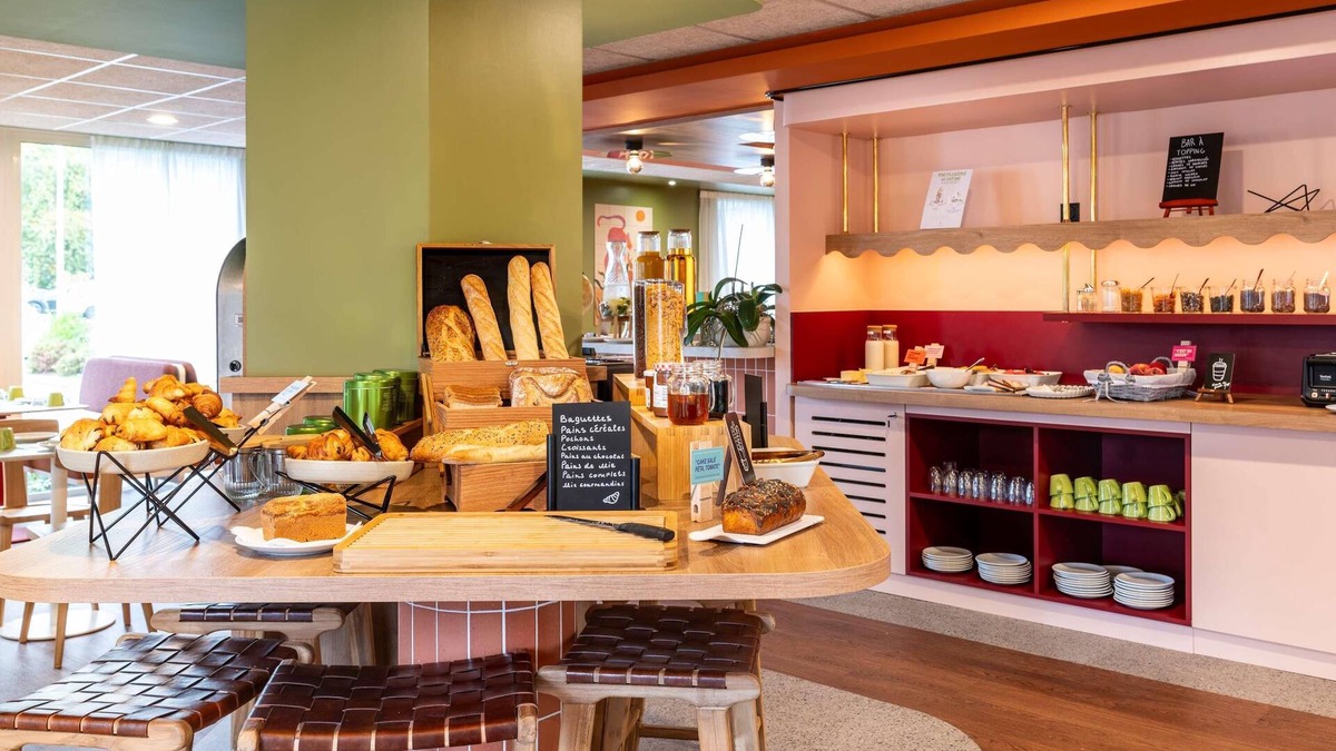 Prevessin-Moens Hotel | ibis Styles Prevessin Geneve Airport