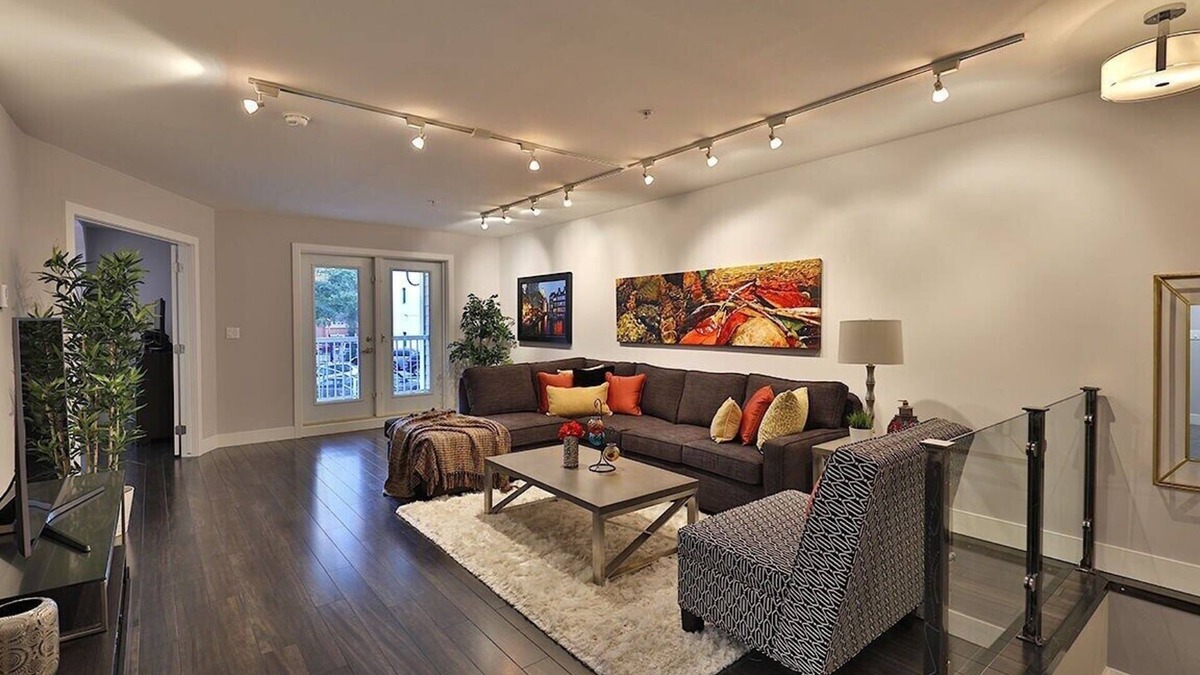 Downtown Edmonton Apartment | Ice District | 2 Kings | Private Parking | Patio
