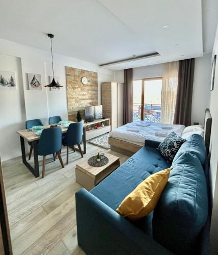 Lisina Apartment | ICE-KOP Milmari
