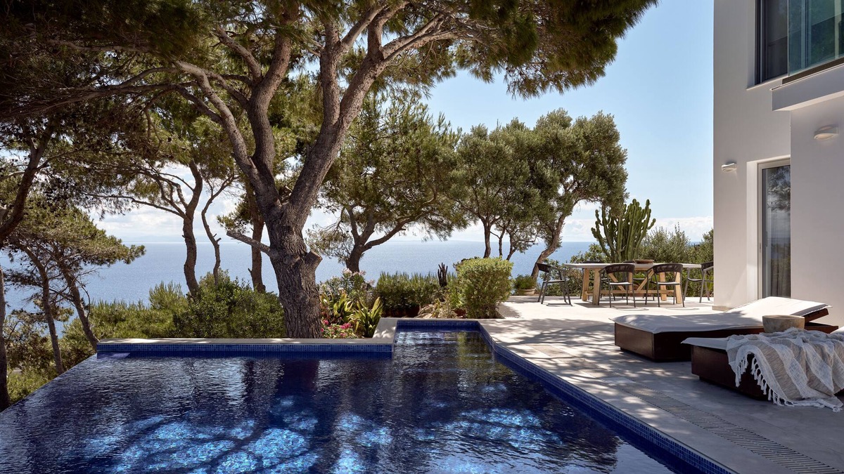 Argassi Villa | Iconic Ionian Mudita Villa
