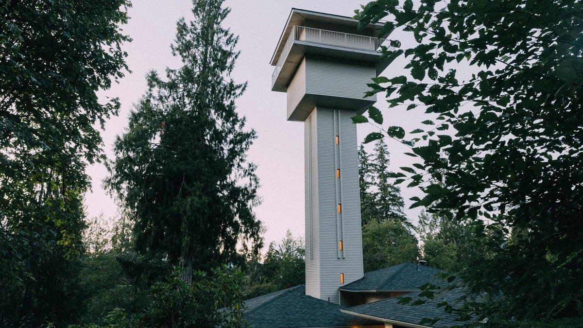 Union Apartment | Iconic Union Skyhouse with Hood Canal views