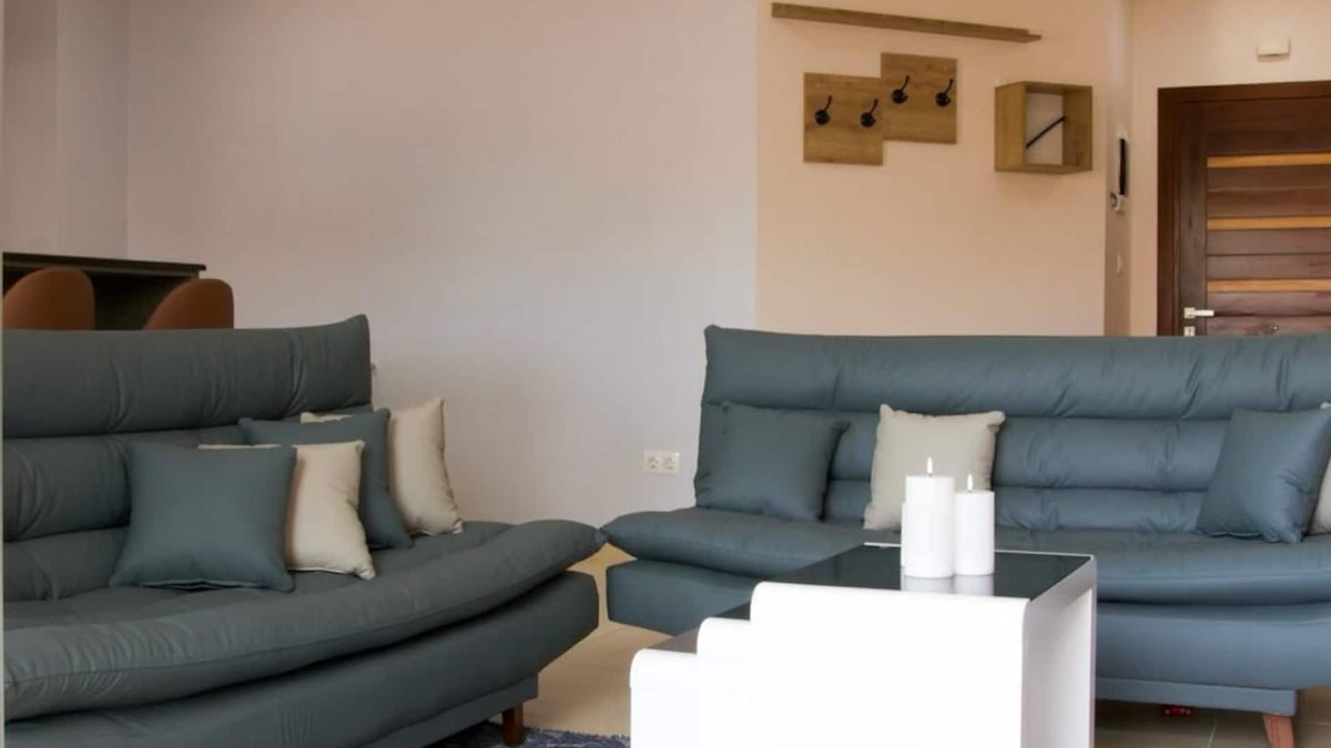 Hydra Apartment | [Icosium] Superb new large T2 10' Algiers center