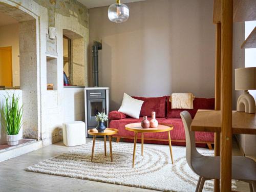 Angouleme House | Idéal pour couple, famille&pros - jusqu'à 6 pers - Classé 2 étoiles - Baignoire Balnéo - Espace de travail dédié - A 10min de la gare SNCF, du centre ville d'Angoulême, et du Musée de la BD - Parking privé et gratuit - Wifi gratuit