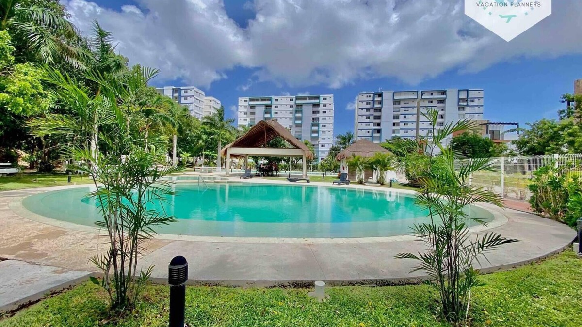 Jacinto Pat Apartment | IDEAL apartment w/green areas and large POOL