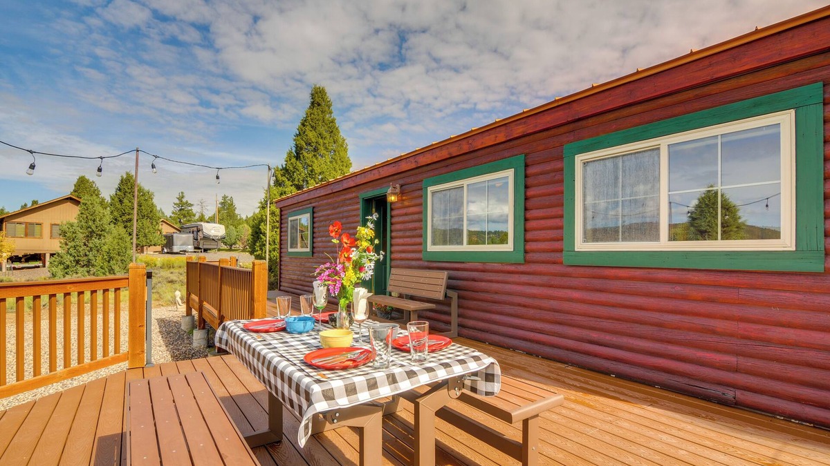 Alton Cabin | Ideal Base Near Zion & Bryce Canyon Nat'l Parks!