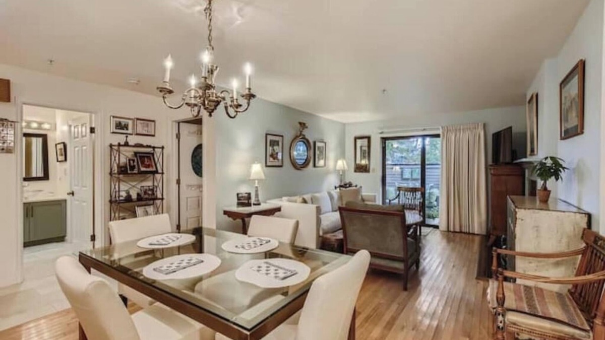 Lower Arapahoe House | Ideal Downtown 1 BDR Near Shops & Trails