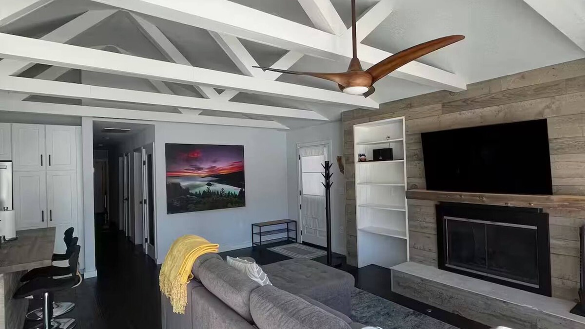 Tahoe Keys House | Ideal Escape! Waterfront 2/2 Home in Tahoe Keys