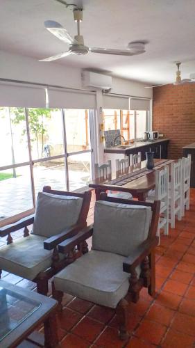 La Rioja Apartment | Ideal familias, Cómodo, amplio, patio y parrilla! 2 dormitorios