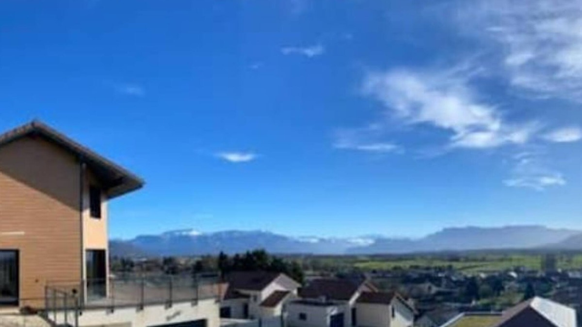 Colombe House | Ideal for family BB, pool, lake, mountain views