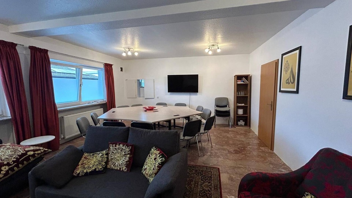 Breuberg House | Ideal for groups, clubs, family get-togethers, class reunions etc.
