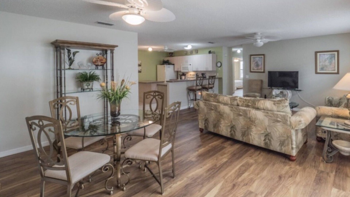 The Villages House | IDEAL LOCATION!