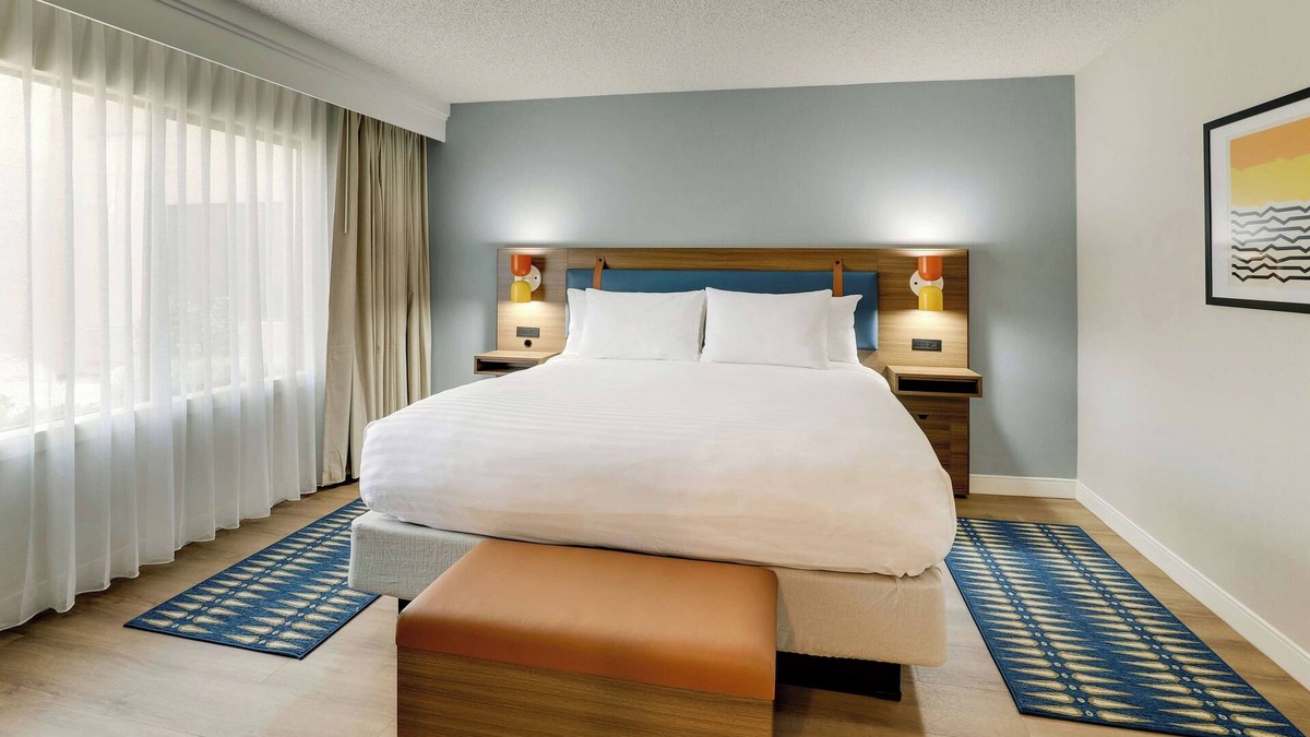 Mayo Clinic Hotel | Ideal Mix of Comfort and Value! Close to Fountain Hills Botanical Garden