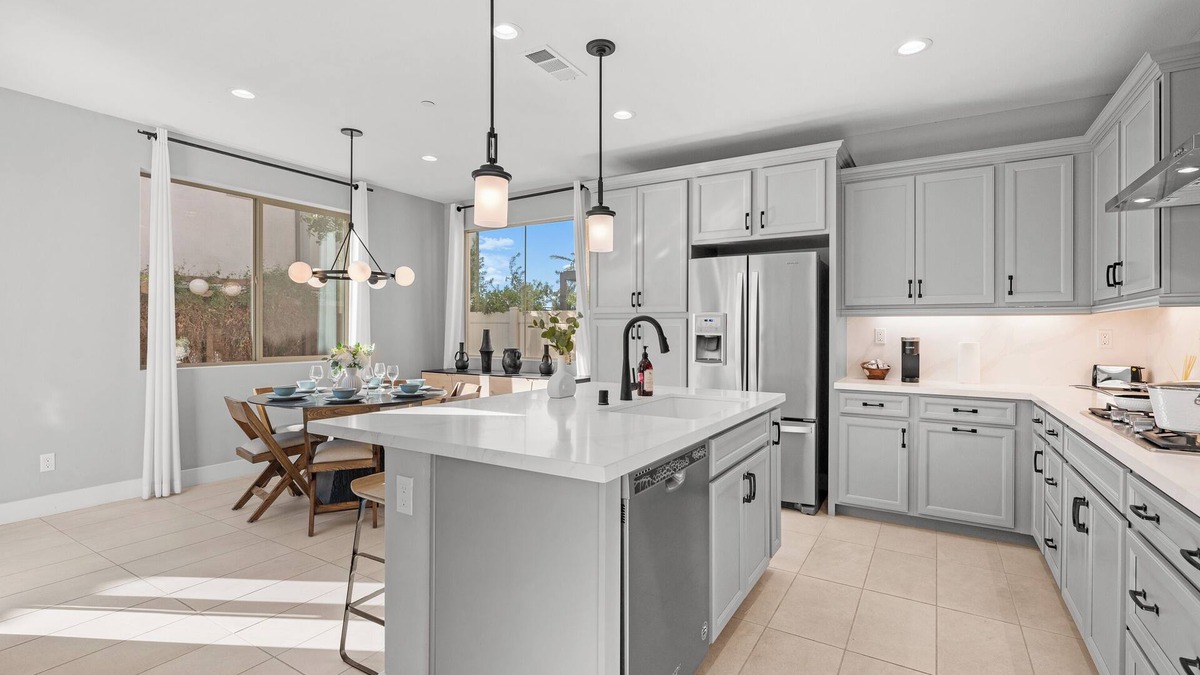 Chino House | Ideal modern style home 4bd/3ba