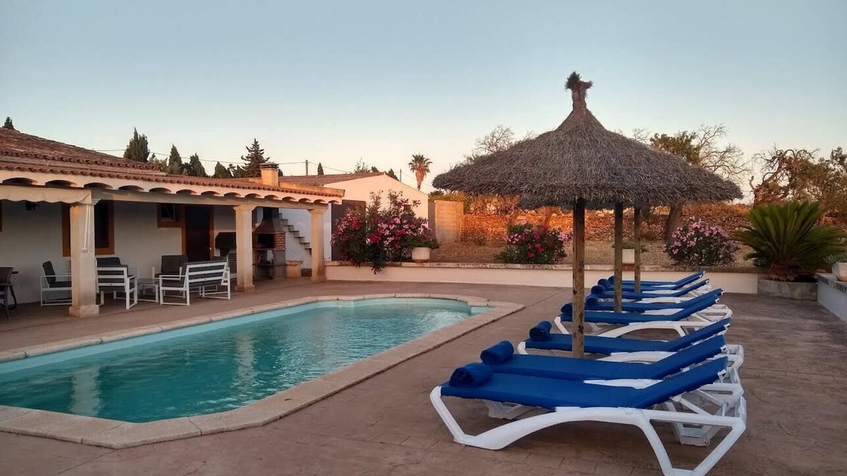 Santa Margalida Cottage | ideal place to relax and unwind farm.