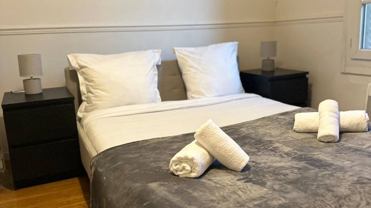 Arcueil Apartment | Ideal stay just outside Paris - spacious & cosy