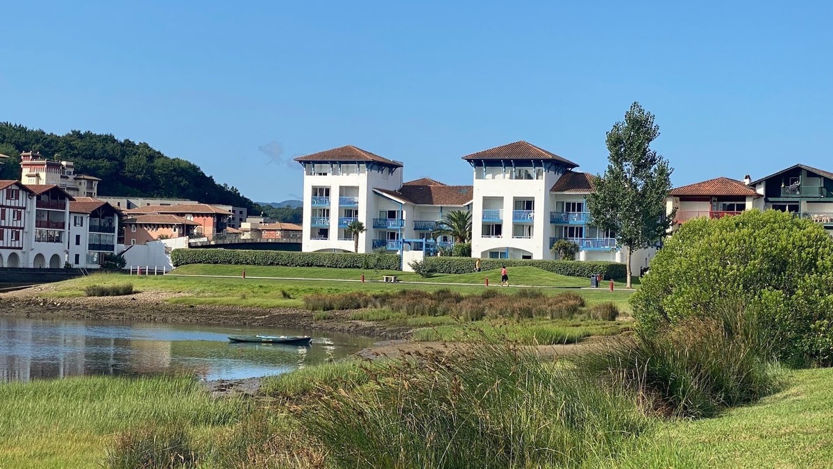 Behobie Apartment | Ideally located, comfortable apartment with swimming pool