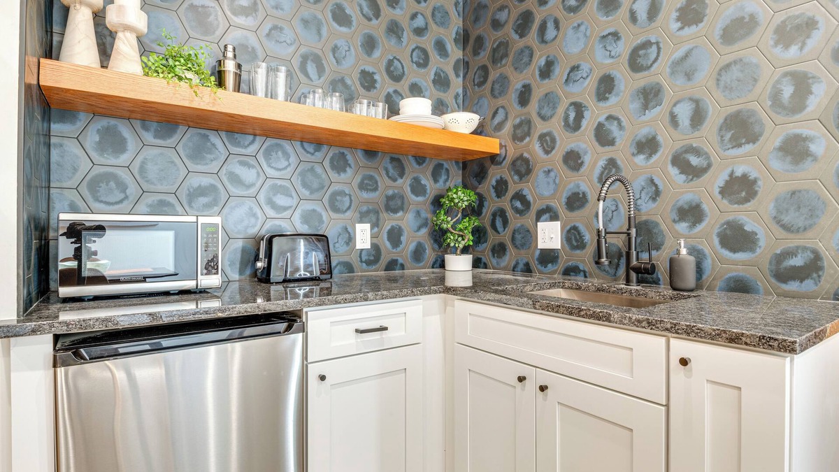 Lockerbie Square Condo | Ideally Located Vacation Rental in Indianapolis