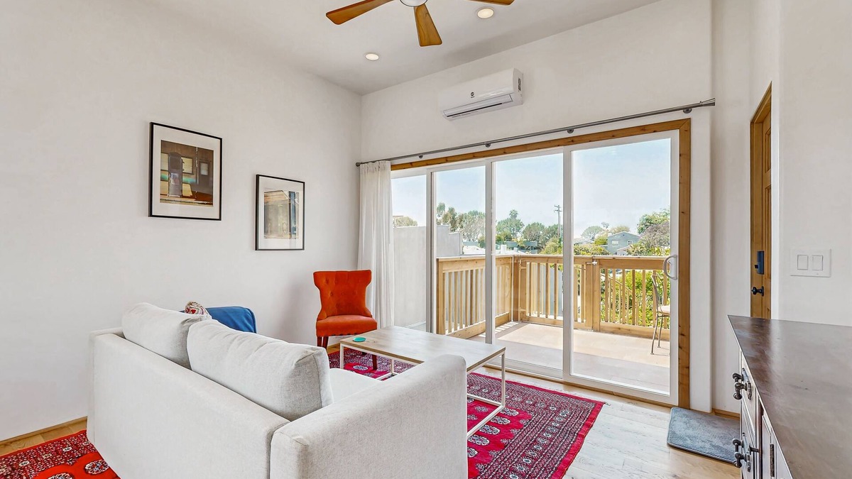 Del Mar Heights House | Idyllic Dog Friendly, Del Mar Coastal Retreat - Walk to Beach & Lagoon