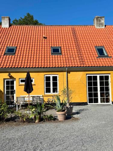 Sandvig House | Idyllic House By Hammersø And The Opal Lake