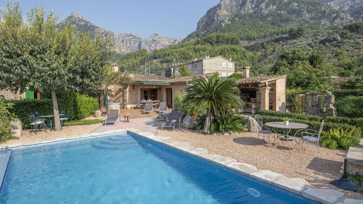 Biniaraix House | Idyllic Located Cottage with Pool ETV/6069