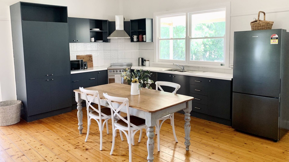 Shepparton East House | Idyllic retreat close to town