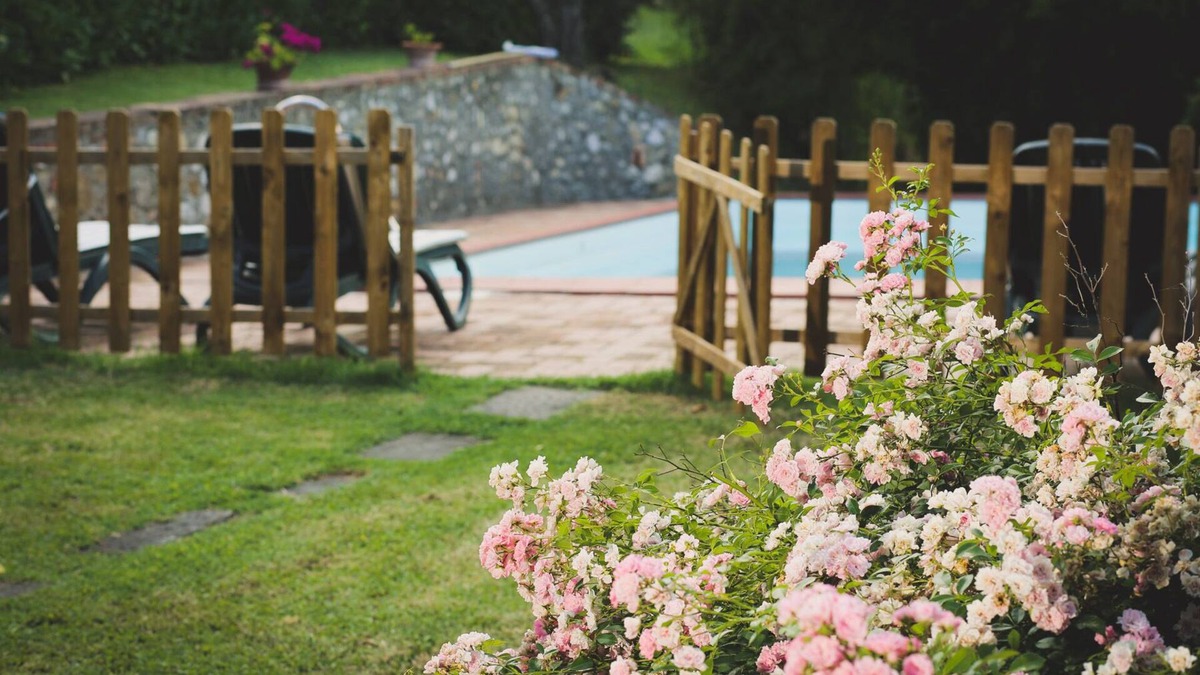Montechiaro Villa | Idyllic view of Siena's retreat vineyard