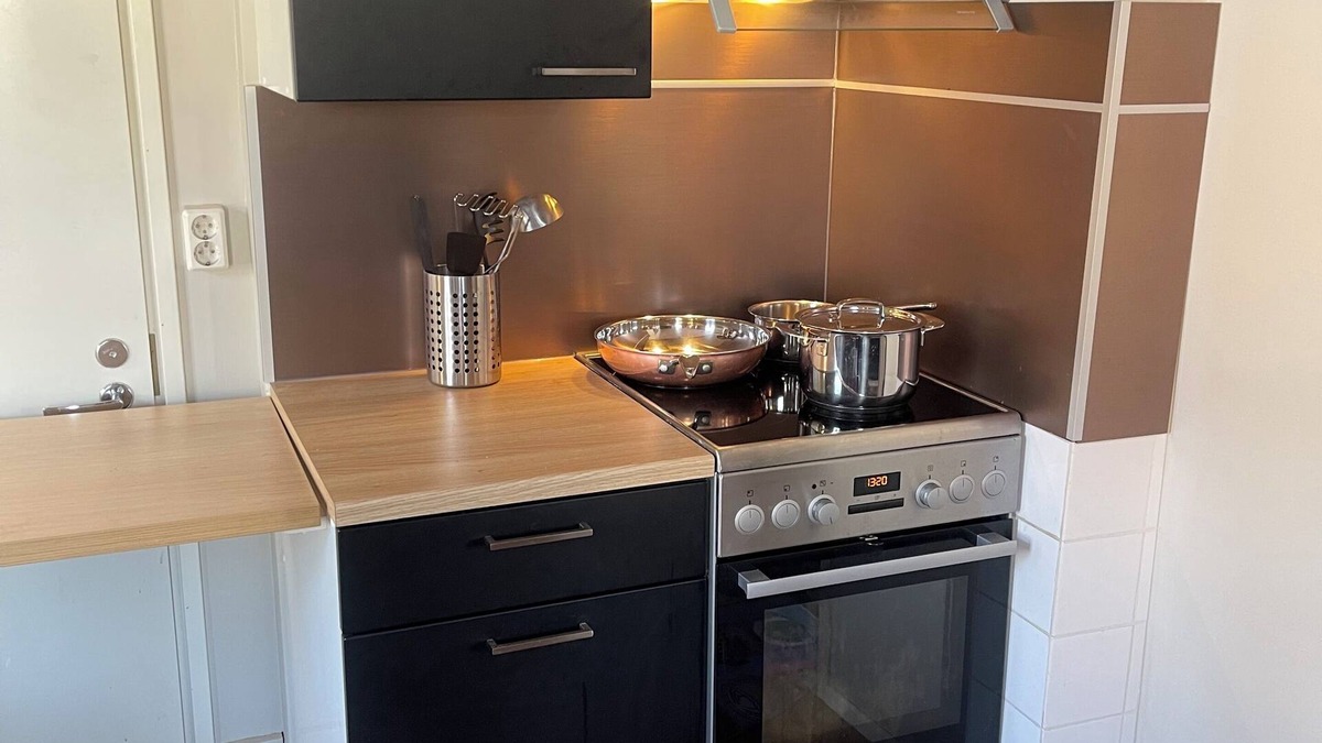 Vaasa Apartment | Idyllic wooden house apartment in the center Vaasa