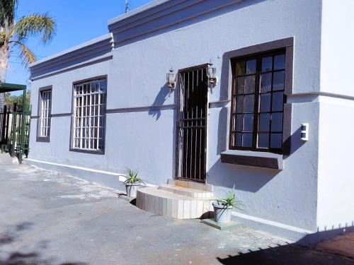The Reeds House | Ikhayalethu