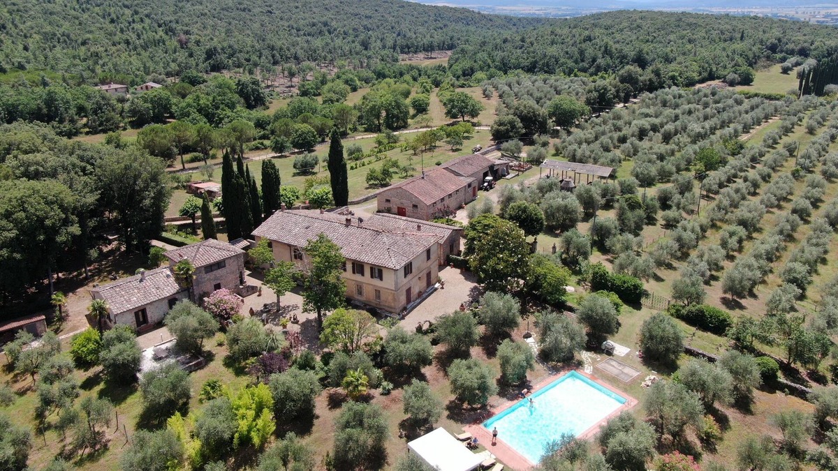 Simignano Villa | Il Boschetto wonderful villa for 5 people with splendid swimming pool
