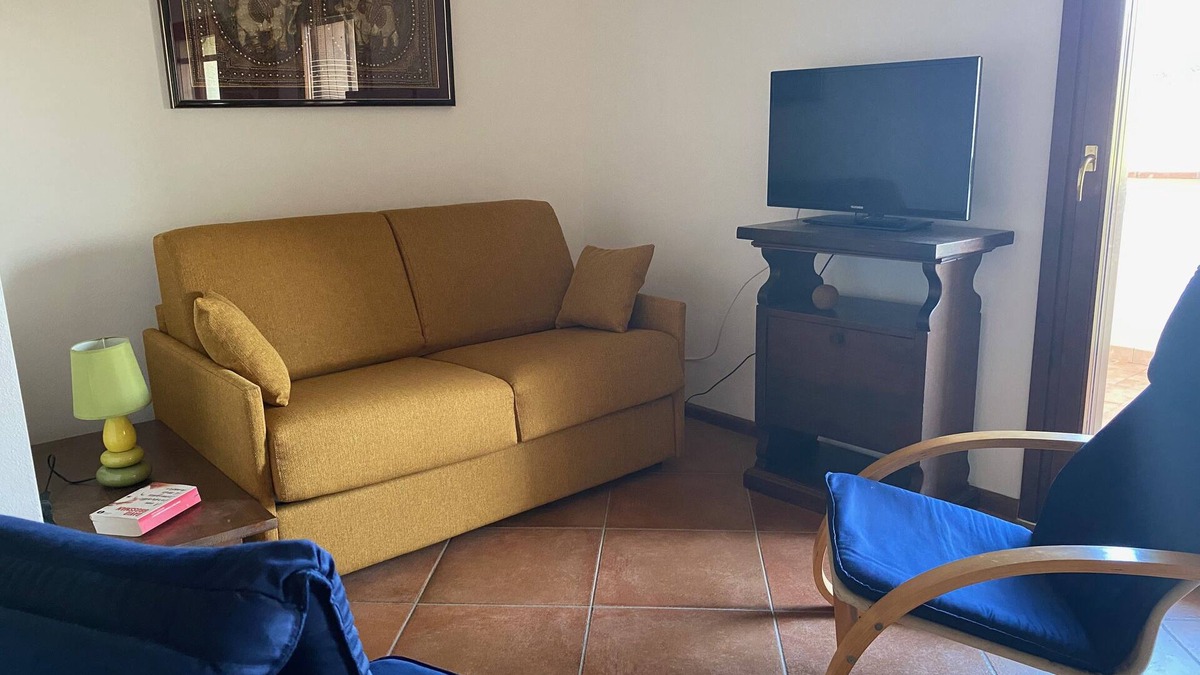 Torre Grande Apartment | Il Carrubo - Three Bedroom Apartment, Sleeps 5
