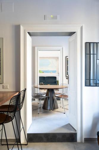 Chiaia Apartment | Il fiore di Chiaia