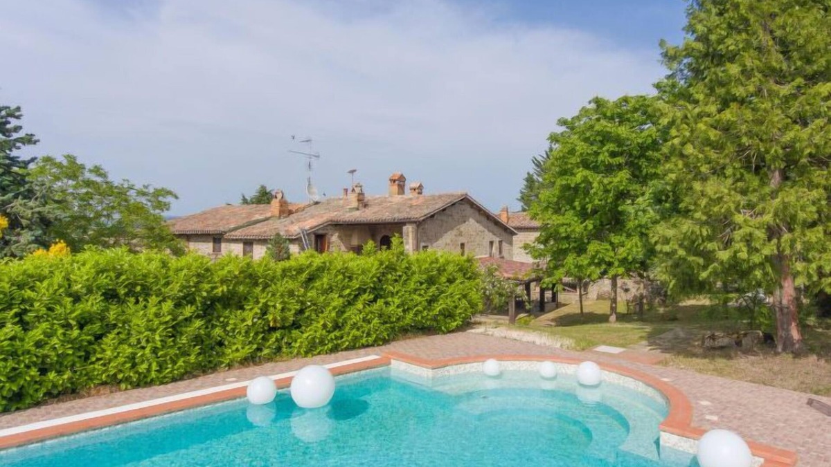 Montelovesco House | Il Giardino Dei Semplici by Interhome