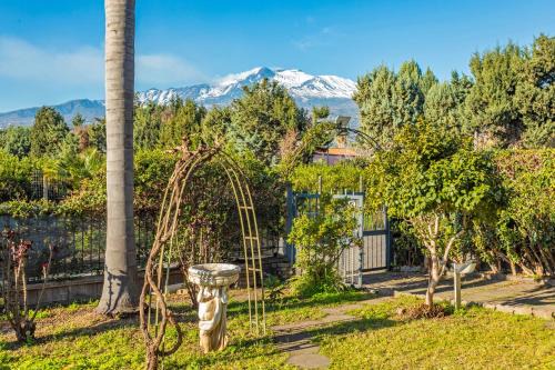 Fondachello Apartment | Il Giardino Delle Ninfe Sea