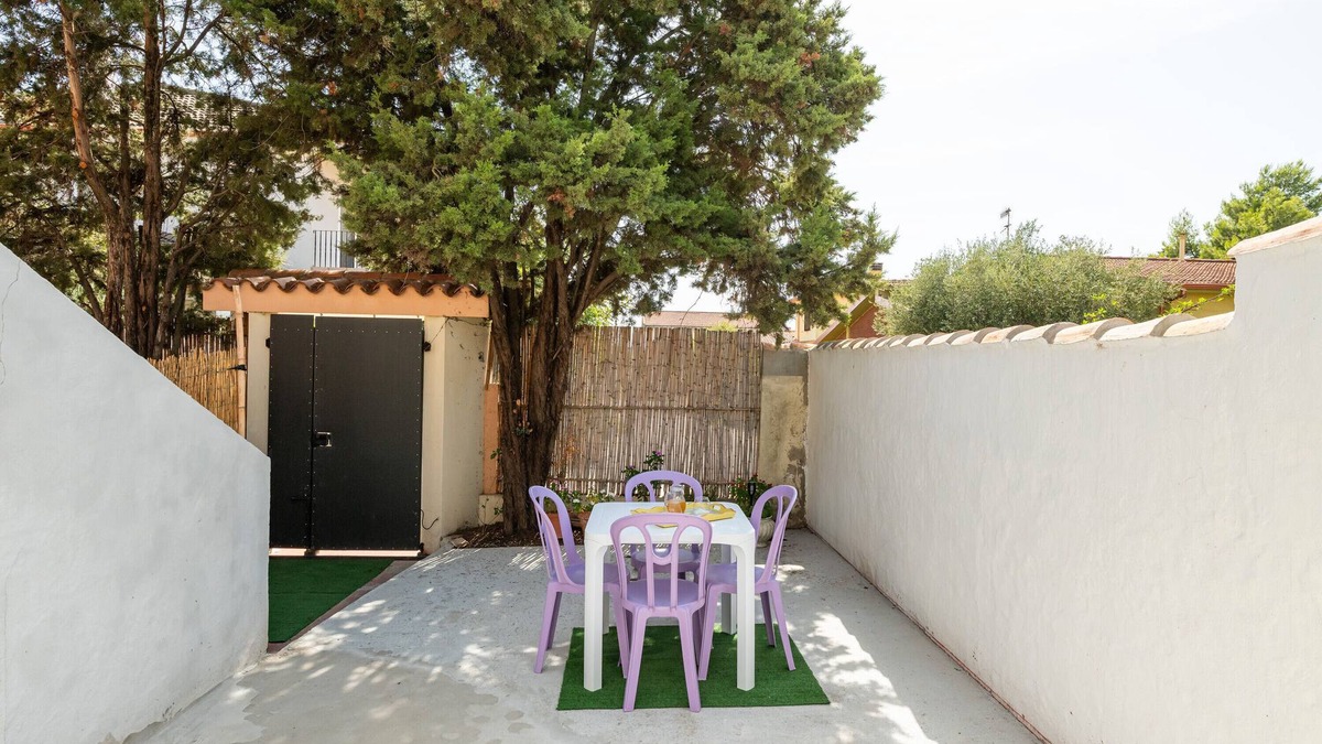 Carbonia Apartment | Il Giardino di Mango: Three-Room Apartment