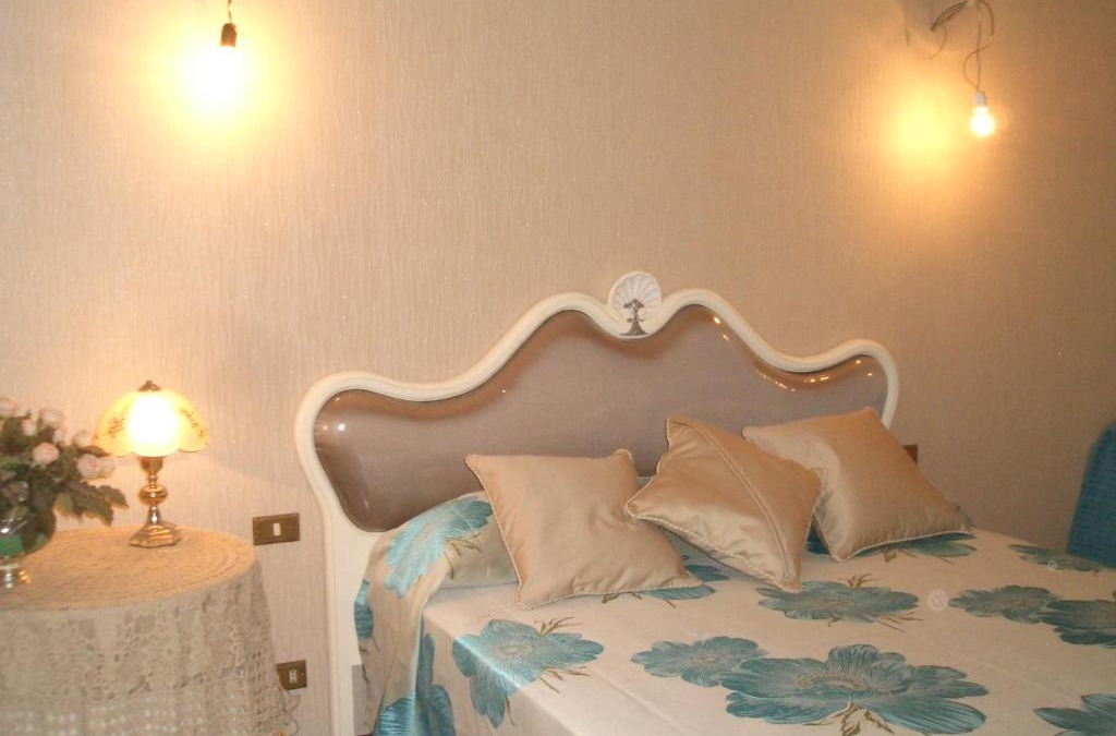 Fondi House | Il Glicine di Carmen