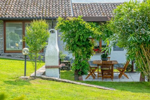 Colico Villa | Il Granaio - Lake Como Heritage Home in Molino Maufet Watermill - Rustic Escape