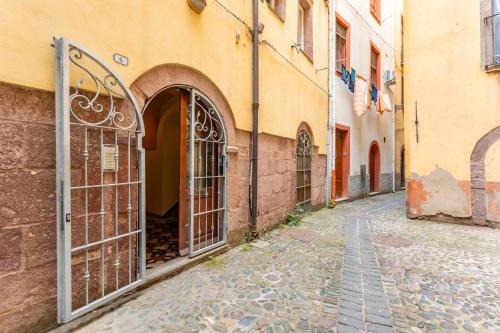 Bosa Historic Centre Apartment | Il Palazzo Storico