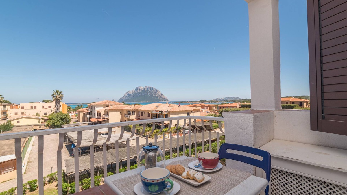 Porto San Paolo House | Il Vecchio Faro A41 150m From The Beach, Porto San Paolo, Italy