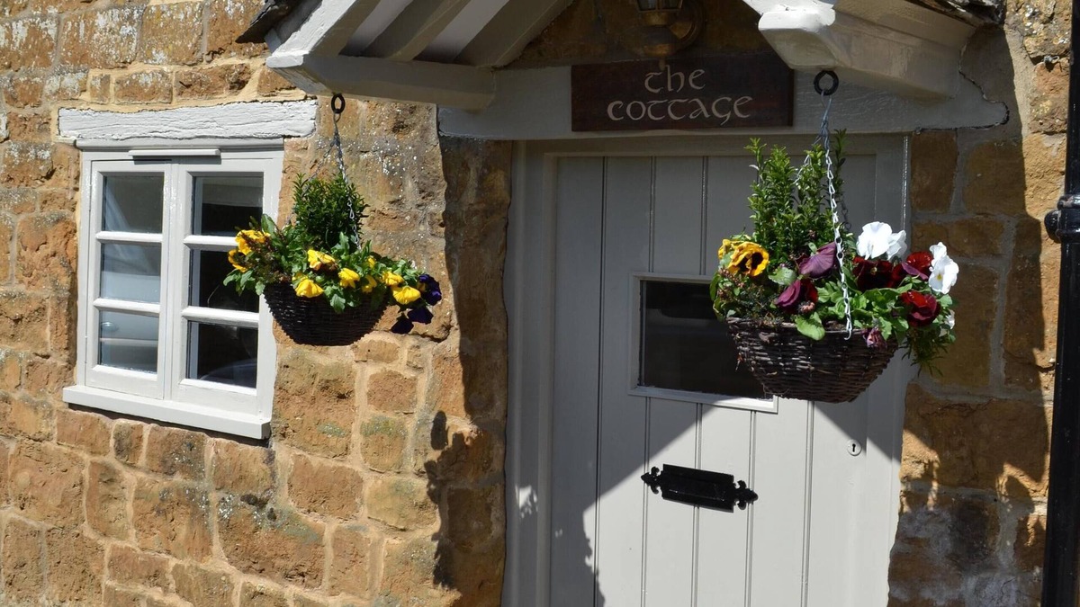 Ilmington Cottage | Ilmington 17th century Cottage