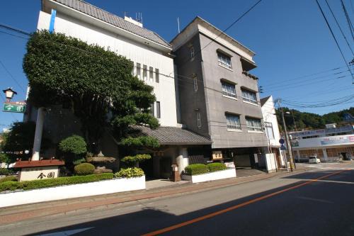 Takachiho Hotel | Imakuni Ryokan
