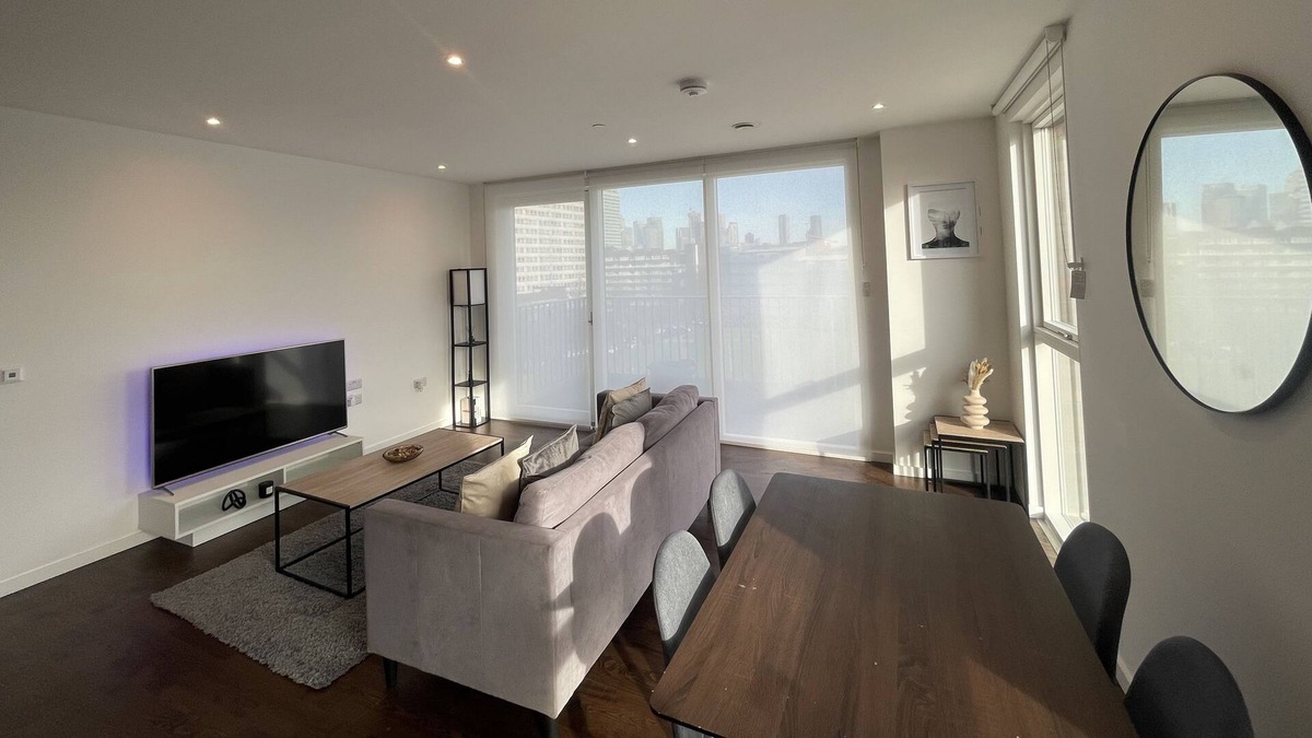 Evelyn Apartment | Immaculate 2Bed Apartment in London - city views